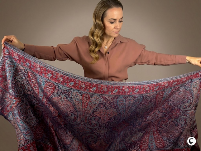 Chusta "Gwiezdny Pył" – bordowy granat z grą świateł (207x70 cm)