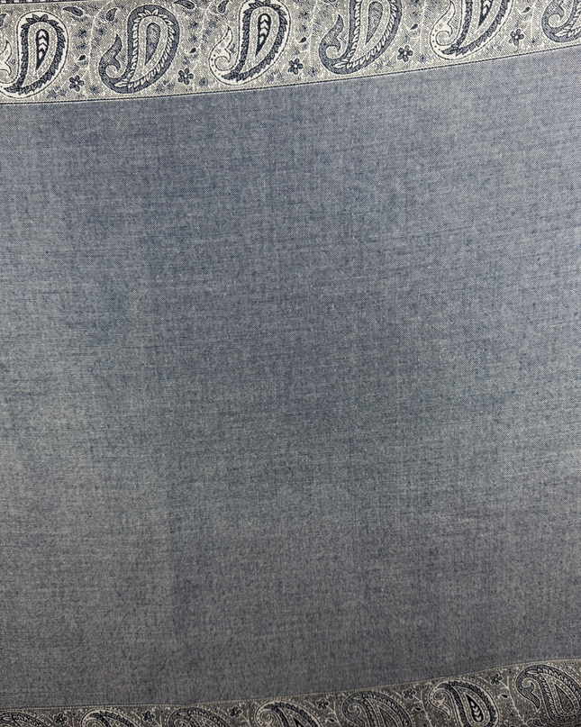 "Urban Denim Paisley" – klasyczny szyk w odcieniu jeansu (200x70 cm)