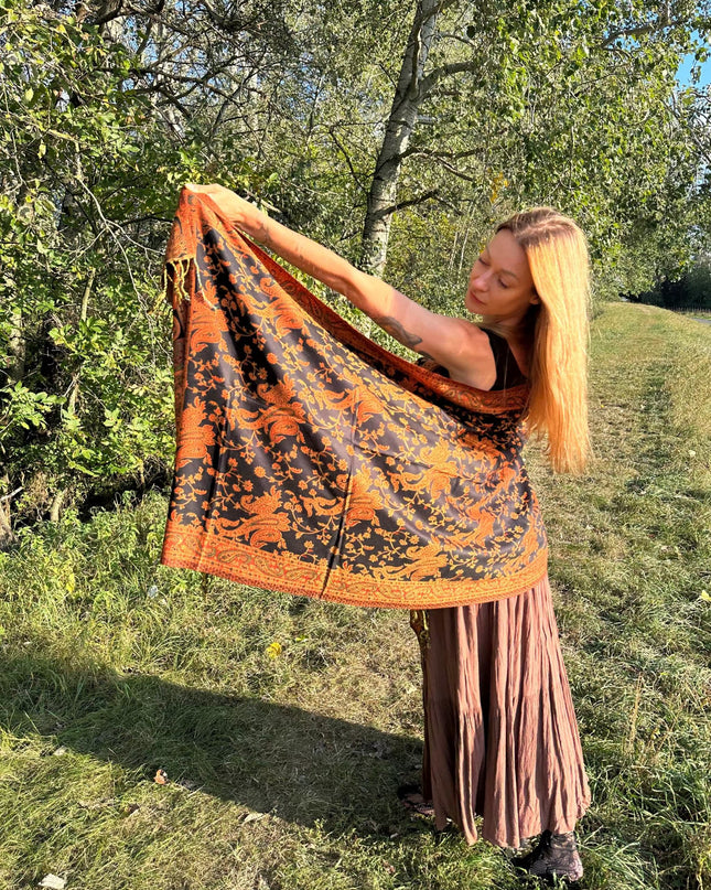 Elegancki Szal "Jesienna Opowieść"