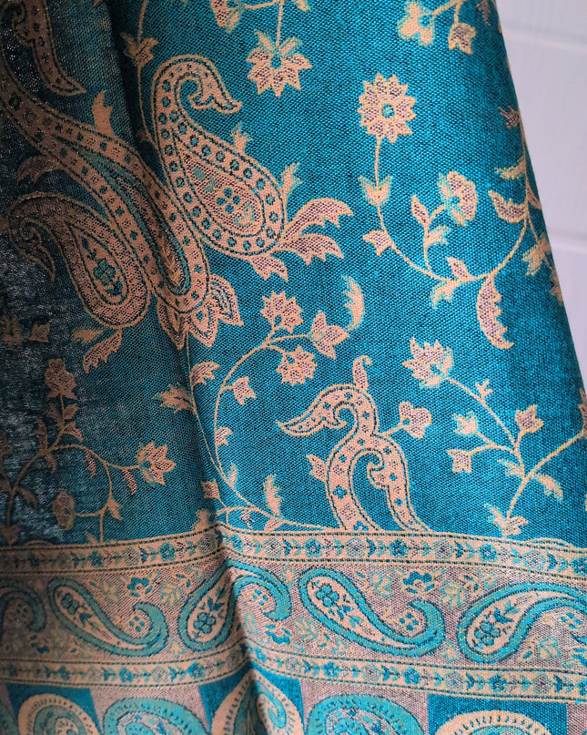 Chusta "Emerald Garden" – szmaragd i złoto paisley (200x70 cm)