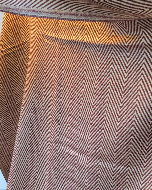 Szal "Cherry ZigZag" w odcieniu dojrzałej wiśni (196x74 cm)