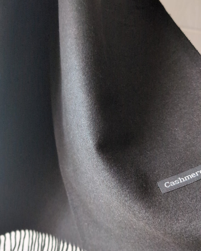 Szal "Midnight & Charcoal Duo" ponadczasowa czerń i Grafit (175x64cm)