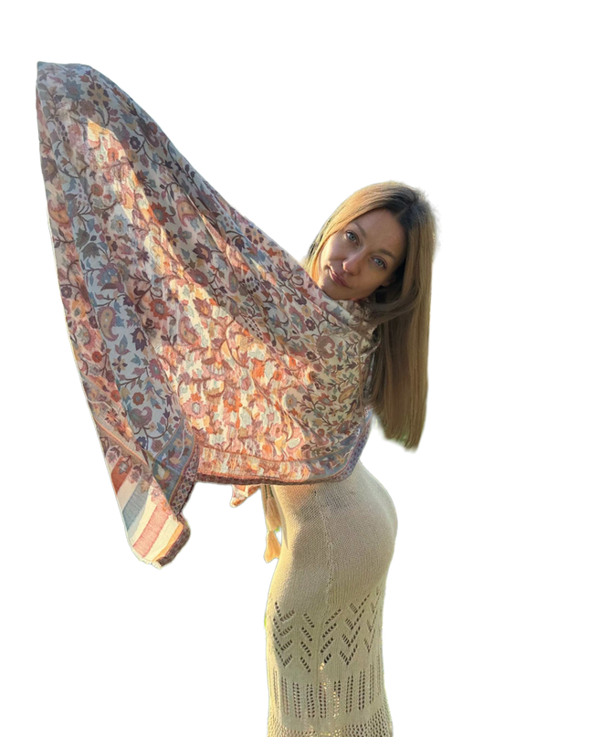 Szal "Kwiatowy Powiew Wiatru"